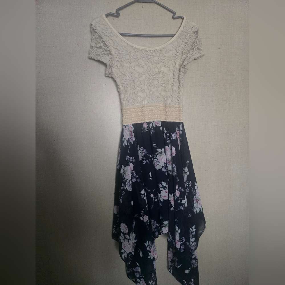 Floral Lace Dress with Asymmetrical Hem